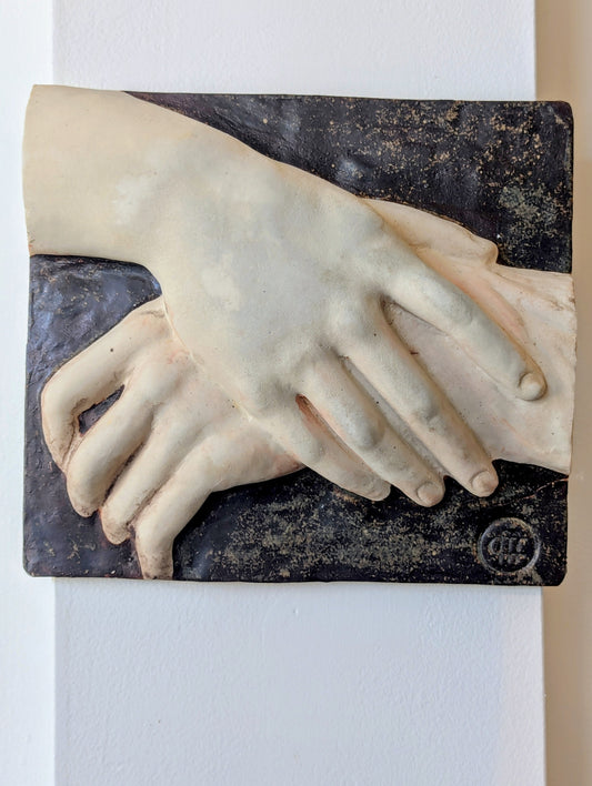 Mona Lisa Hands